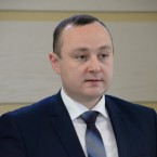 Батрынча: "Демократический кандидат, якобы европеец, боится дебатов"