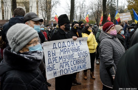 {Гросу: "Пришлось пообниматься с ними немного, чтобы направить на путь истинный" } Молдавские Ведомости