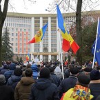 В воскресенье Майя Санду выводит на площадь всех молдавских камикадзе