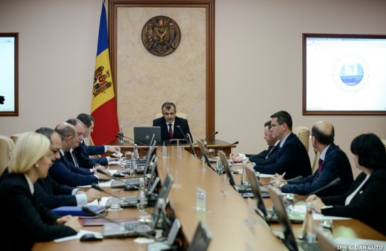 {Фуркулицэ: Мы сделаем все возможное, чтобы правительство не ушло в отставку} Молдавские Ведомости