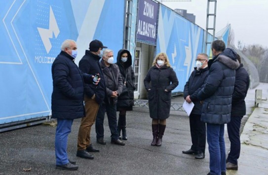 {Все большее число людей согласны с тем, что ношение масок должно быть обязательным} Молдавские Ведомости