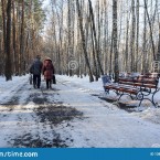 Врачи назвали время прогулки для долголетия