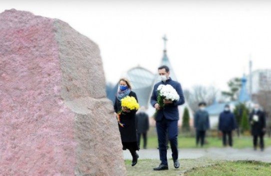 {Столичная примэрия приступает к обустройству сквера памяти жертв Чернобыля} Молдавские Ведомости