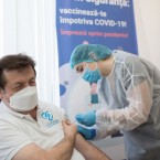 Бездарной власти мы обязаны провалом  вакцинации  