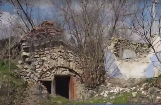 {В молдавских селах люди переселяются из домов в землянки} Молдавские Ведомости