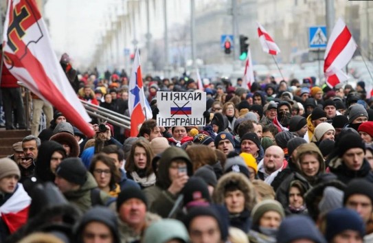 {Названы суммы, выделяемые Западом на финансирование белорусской оппозиции } Молдавские Ведомости