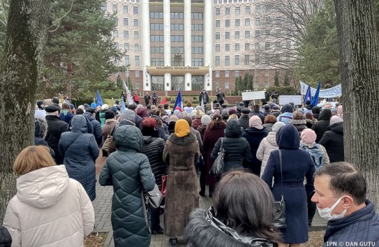 {Бюджетники получат свою «тринадцатую зарплату» } Молдавские Ведомости