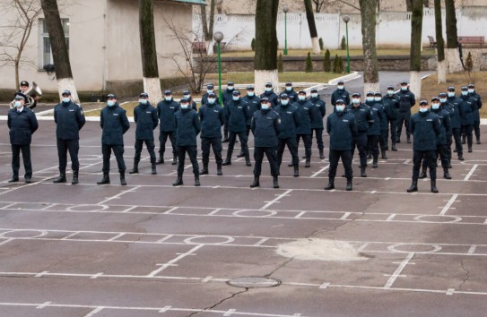 {Академия имени Штефана чел Маре МВД Молдовы на рубеже нового десятилетия} Молдавские Ведомости