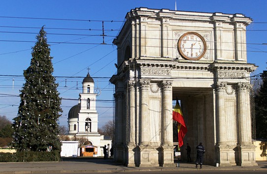 {Часы на Триумфальной арке в столице отремонтируют} Молдавские Ведомости