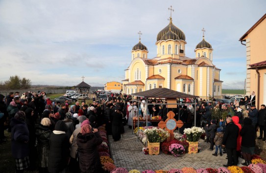 {В монастыре села Никорень строят самую высокую в стране колокольню} Молдавские Ведомости