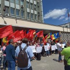 Социалисты провели акцию протеста у нацбанка, требуя отставки Армашу