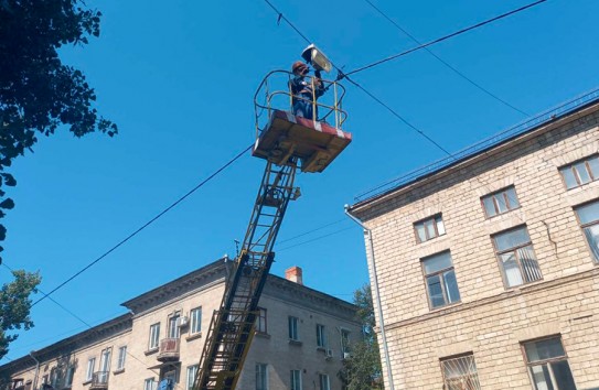 {В Кишиневе идет модернизация уличного освещения} Молдавские Ведомости