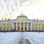 Ион Липчиу готовит выставку рубашек с вышивкой в Таврическом дворце Санкт-Петербурга