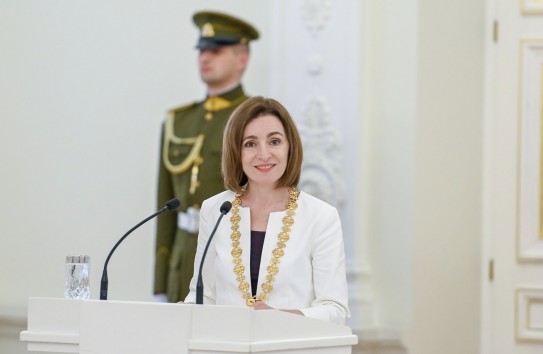 {В том виде, в каком Майя Санду борется за мир, она все больше входит в образ «президента войны»} Молдавские Ведомости