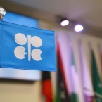 Сокращение нефтедобычи ОПЕК+ нанесет по Западу тройной удар