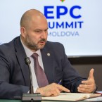 Парликов считает, что после саммита Европа утеплит наши дома и можно будет не понижать тарифы