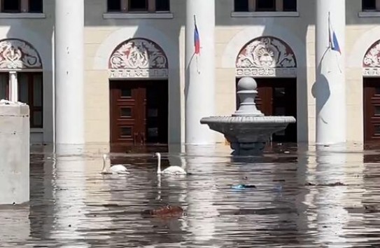 {Запад не спешит поддерживать версию Зеленского о ЧП на Каховской ГЭС} Молдавские Ведомости