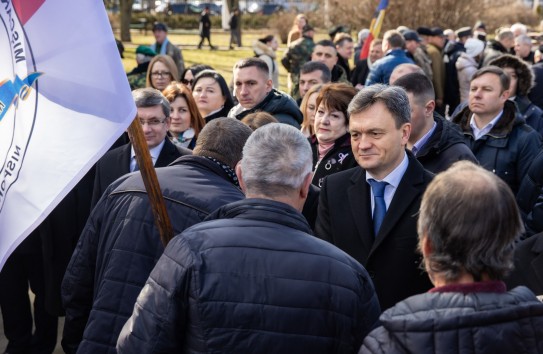 {Миллиард лей долга аграриям. Речан обещает "решить проблему" до конца июля} Молдавские Ведомости