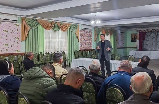 {Мунтян в Тодирешть: «Сёла вымирают, долги растут»} Молдавские Ведомости