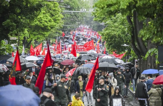 {На Марш Победы в Кишиневе 9 мая вышли 30 тысяч человек} Молдавские Ведомости