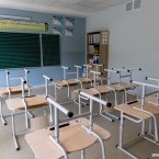 Правительство закрывает две школы-интерната и открывает морг