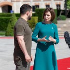 Санду - Зеленскому: Молдова твердо стоит на стороне Украины