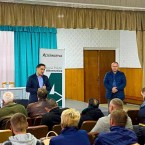 Стояногло в селе Барабой: «У власти есть деньги на всё, кроме людей»