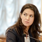 Стамате: Власти не случайно спешат передать президенту центр "Патриот" до выборов