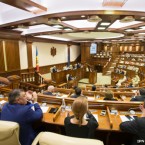 Бывшие чиновники не смогут оказывать услуги учреждениям, которые они курировали
