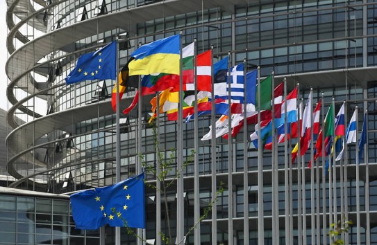 {Европарламент открыто говорит о готовности вмешаться в выборы в Молдове} Молдавские Ведомости