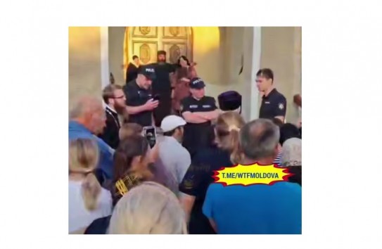 {Силовые захваты храмов: Молдова все больше похожа на Украину} Молдавские Ведомости