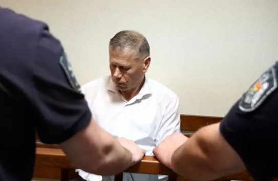 {Советники Болдурешть оказали политическую поддержку Никанору Чокинэ } Молдавские Ведомости