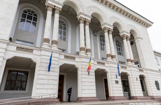 {Виталий Михалаке будет находиться под следствием на свободе} Молдавские Ведомости
