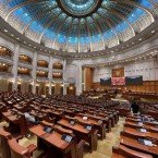 Вотум недоверия правительству Боложана рассмотрят 14 июля
