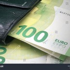 Почему взлетел курс евро