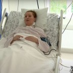 Женщина, перенесшая остановку сердца, пришла в себя после трех месяцев комы