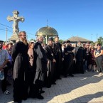 Прихожане храма в Гринауцах - Бессарабской митрополии: "Оставьте нас в покое"