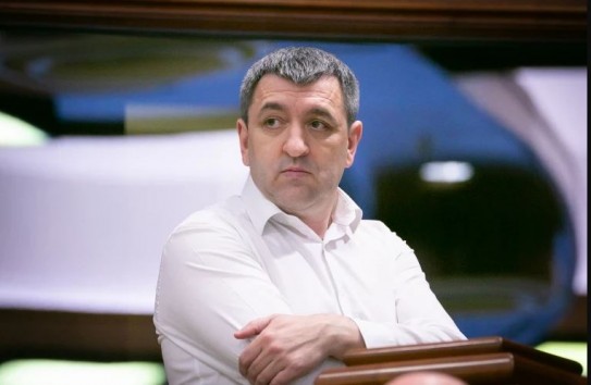 {Плахотнюк вернётся не с пустыми руками - а с архивом компромата} Молдавские Ведомости