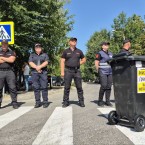 Полиция перекрыла подступы к тюрьме №13 для участников протеста поддержку Гуцул
