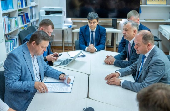 {Чубашенко про «политические валенки»: «Мы не правые и не левые»} Молдавские Ведомости