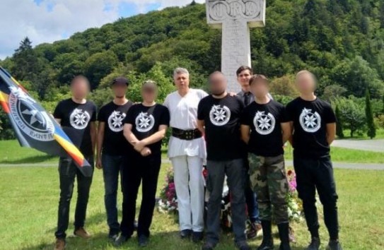 {Опасная Румыния: возвращение легионерства} Молдавские Ведомости