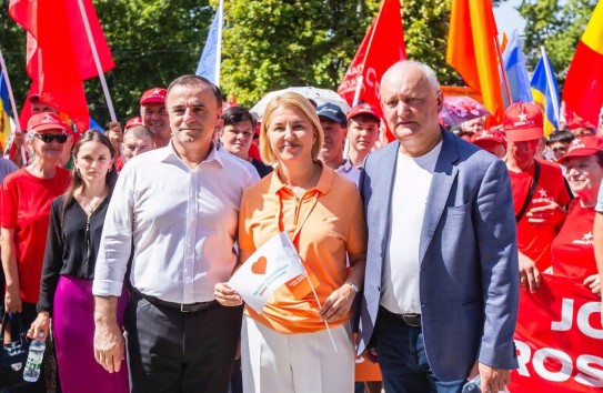 {Виктор Жосу: О чем молчат лидеры патриотического блока} Молдавские Ведомости
