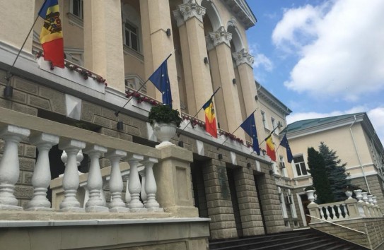 {МВД об арестах на юге: подозреваемые получали указания из России о том, как комментировать посты в  соцсетях} Молдавские Ведомости
