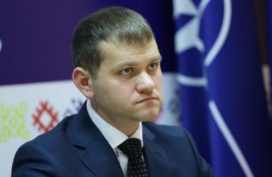 {Не поздно ли Мунтяну призвал румынские власти не вмешиваться в выборы в РМ?} Молдавские Ведомости