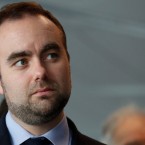 Макрон назначил нового премьера 