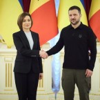 Франция и Британия приближают войну к Европе, разжигая конфликт в Молдове