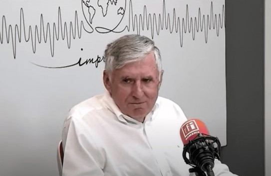 {Филат - Стурзе: "Пыльный фикус Внешторга, русофреник PAS, смени стоматолога!"} Молдавские Ведомости