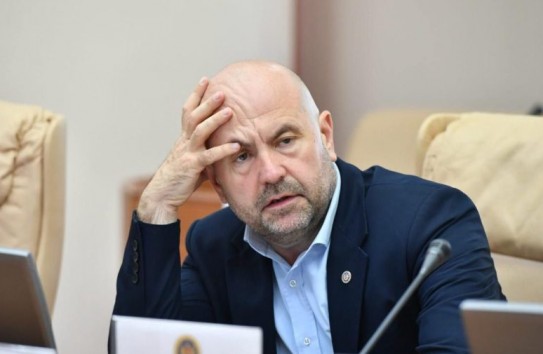 {Богатство министра, кандидата в депутаты от PAS: миллион в год, дом, земля и три машины} Молдавские Ведомости