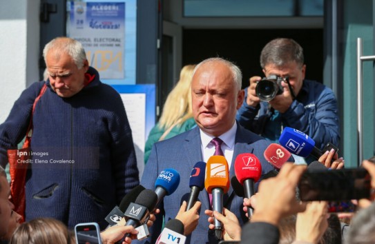 {Патриотический блок объявляет на понедельник протесты} Молдавские Ведомости