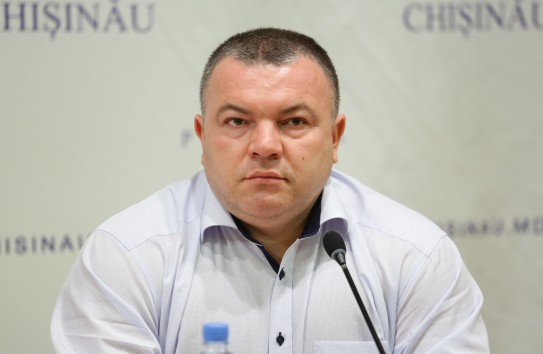 {Одинцов: Бюджет Кишинева стал заложником политического эгоизма} Молдавские Ведомости